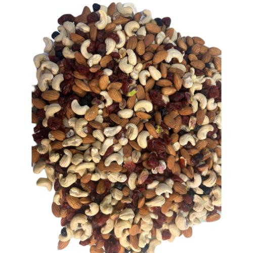 LOOSE NUTS & BERRIES MIX (PER KG)